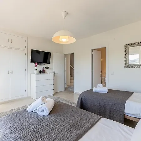 Stunning 6 Bed Private Pool Mijas Gol