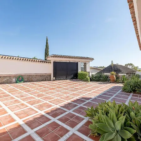 Stunning 6 Bed Private Pool Mijas Gol