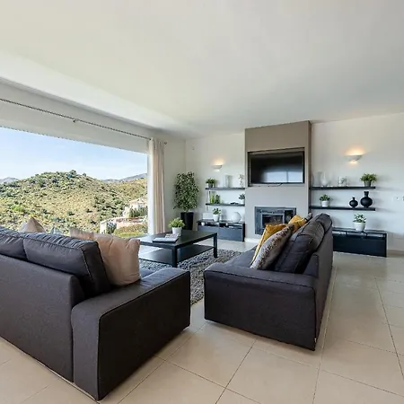 Stunning 6 Bed Private Pool Mijas Gol * פואנגירולה