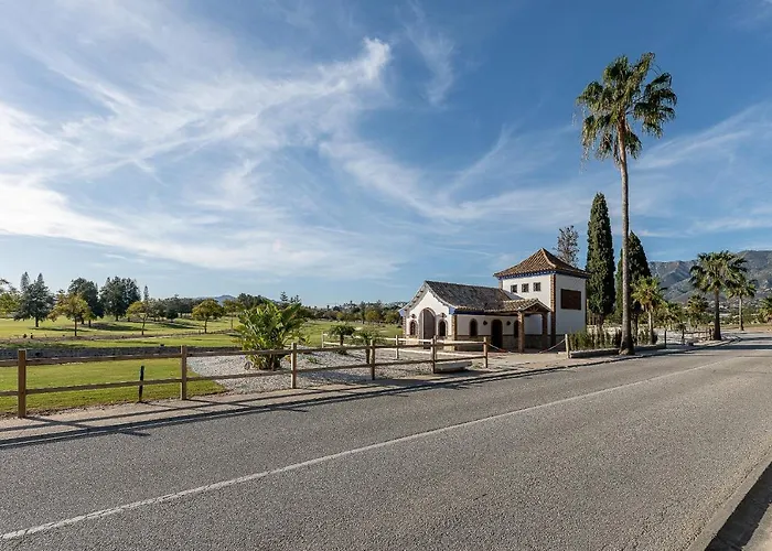 Stunning 6 Bed Private Pool Mijas Gol * Fuengirola