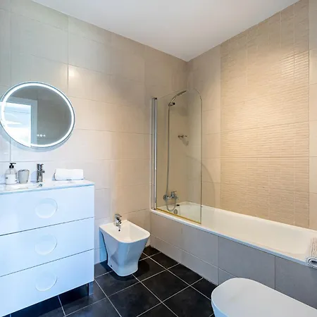 Stunning 6 Bed Private Pool Mijas Gol 빌라 *