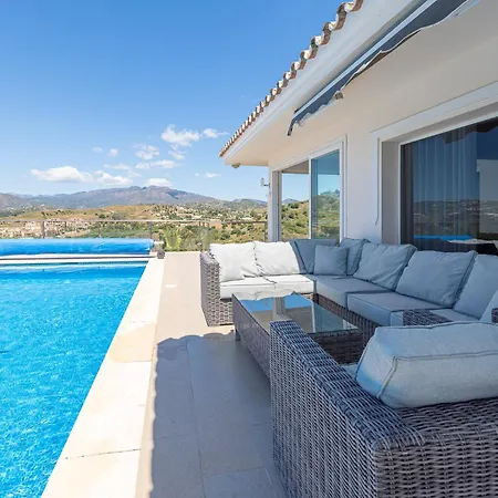 Stunning 6 Bed Private Pool Mijas Gol Villa