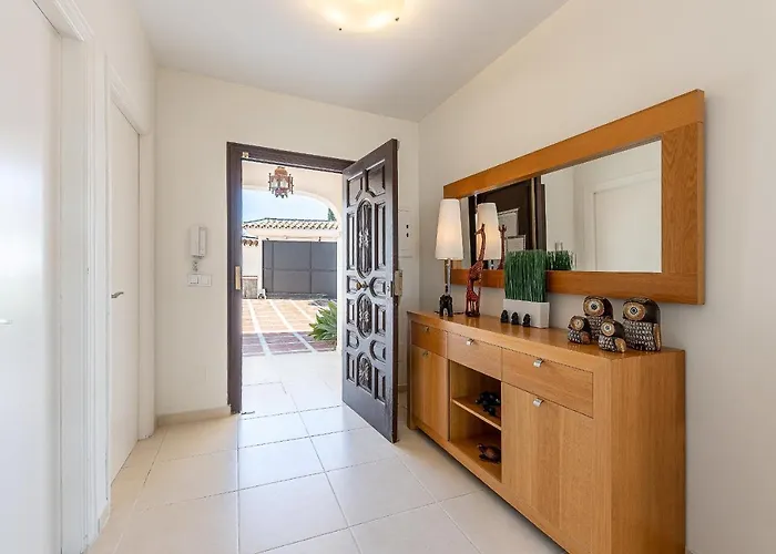 Stunning 6 Bed Private Pool Mijas Gol *