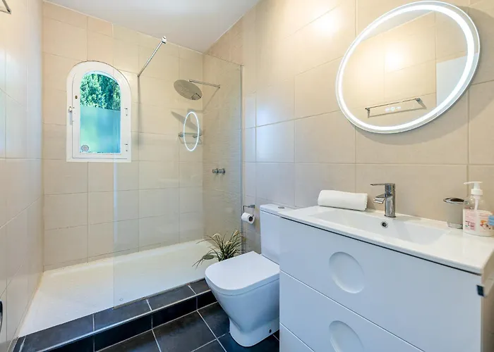 Stunning 6 Bed Private Pool Mijas Gol *